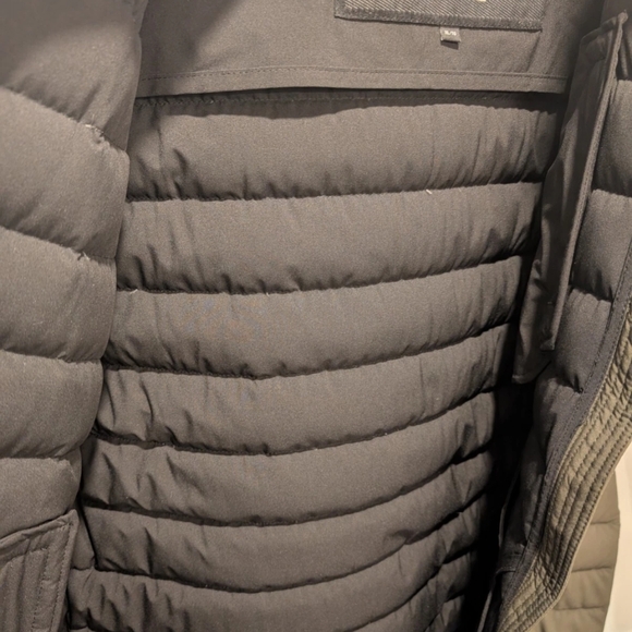 Moose Knuckles Women's Full Zip Long Sleeve XL Green Chelia Stretch M-L Puffer - Picture 9 of 16